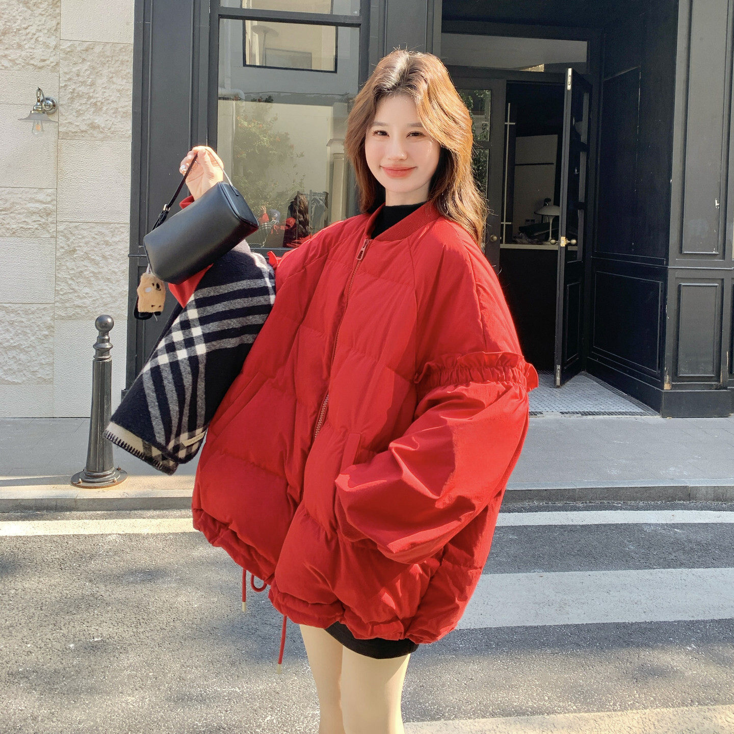 新显瘦优质红色花边棒球羽绒服女新款美洋加厚宽松休闲白鸭绒外套