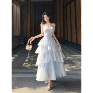 法式 蓝色光泽感吊带蛋糕连衣裙女生日礼服裙收腰显瘦海边度假长裙