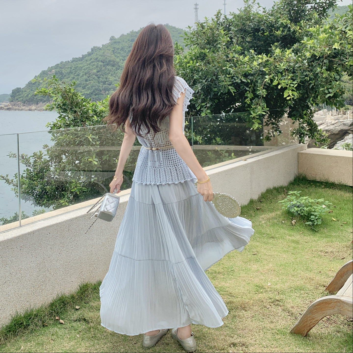 韩系温柔风浅蓝色镂空针织衫百褶蛋糕长裙套装女夏海边度假两件套