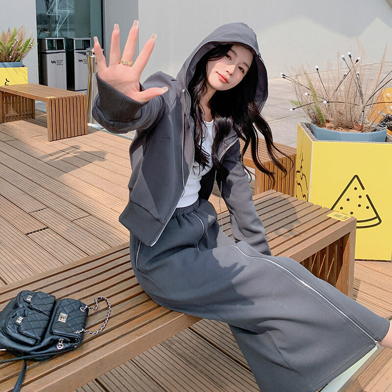 灰色新款上市2026年春季连帽卫衣套装女韩版休闲运动穿搭两件套