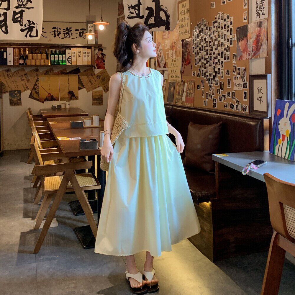 中长款收腰休闲假两件套连衣裙古风搭配天丝半身裙女士无袖日常