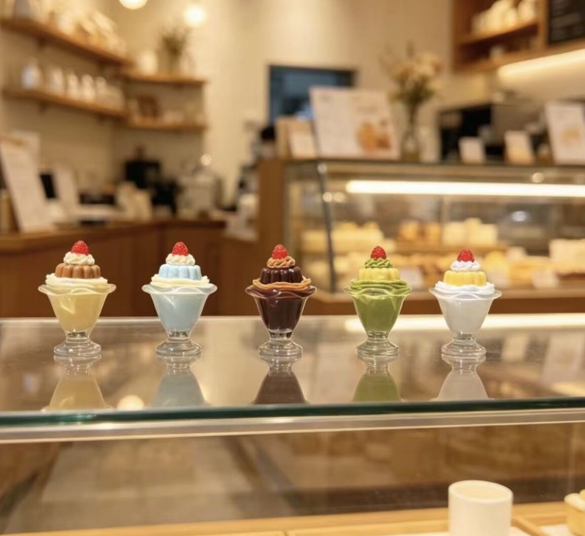 定制冰淇淋甜品饮料杯仿真食玩微缩树脂配件材料摆件手工奶油胶