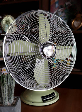 复古台扇浅绿色家用客厅摇头仿古怀旧美式机械纯铜机芯金属电风扇
