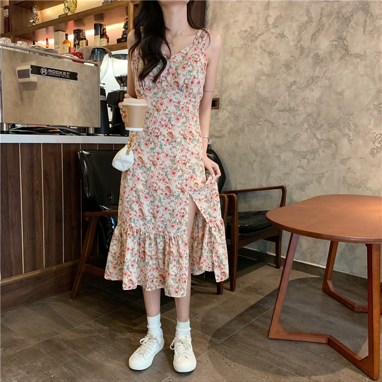 Real price ~ new versatile V-neck sleeveless slim slim side split floral dress has been tested