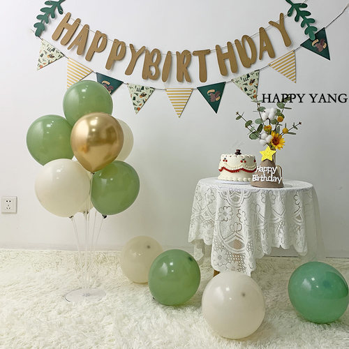 生日背景墙布置小松鼠彩旗复古抹茶绿桌飘森系拉旗森系生日装饰
