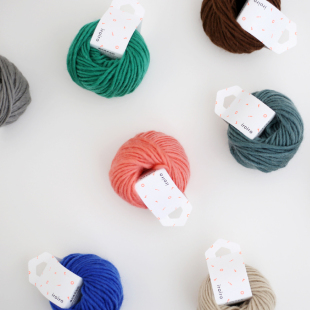 日本横田daruma纯羊毛线iroiro 手工儿童 Roving伊洛粗纱羊毛冬季