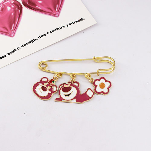 草莓熊胸针金属徽章男女