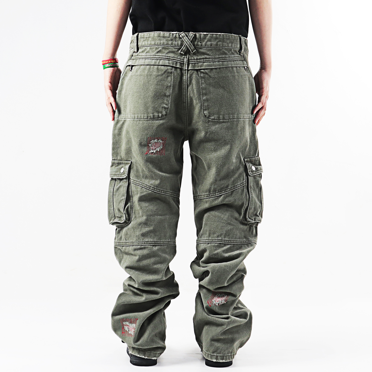 街头hiphop做旧补丁多袋军绿破洞重磅拼接美式喇叭工装牛仔长裤