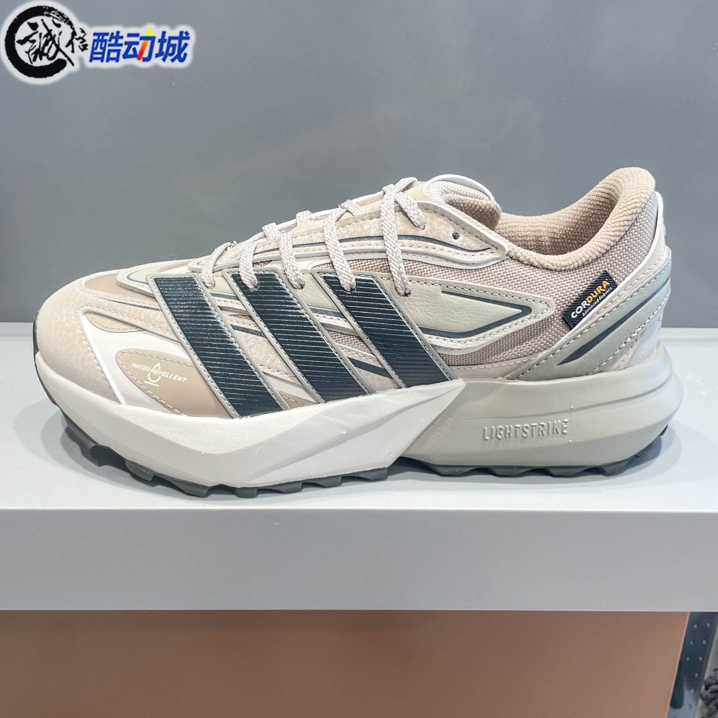 Adidas阿迪达斯男鞋2025秋缓震防泼保暖舒适运动休闲跑步鞋JP7774