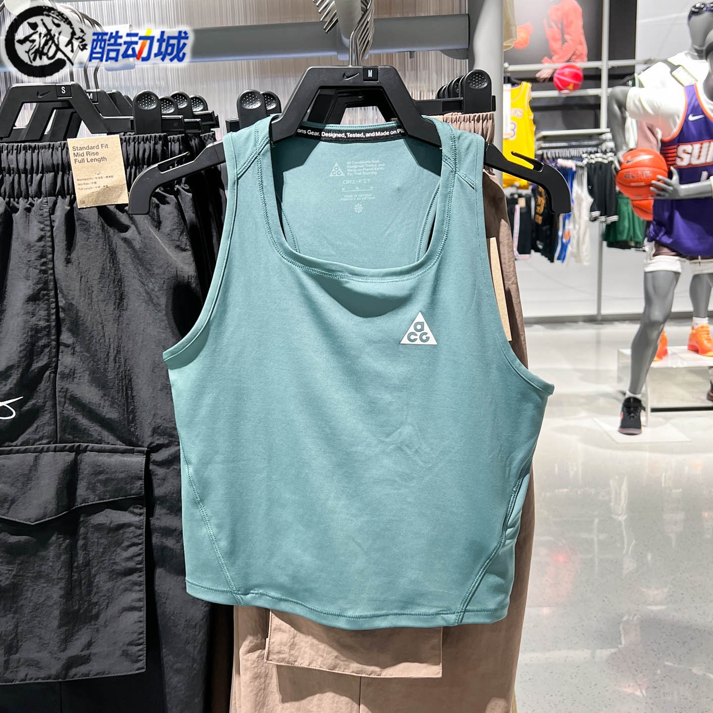 Nike耐克女子2026夏季运动训练简约透气速干越野跑背心IO9653-382