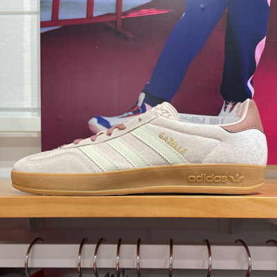 阿迪达斯三叶草女鞋2025春GAZELLE经典丝绒运动板鞋德训鞋 JR0232