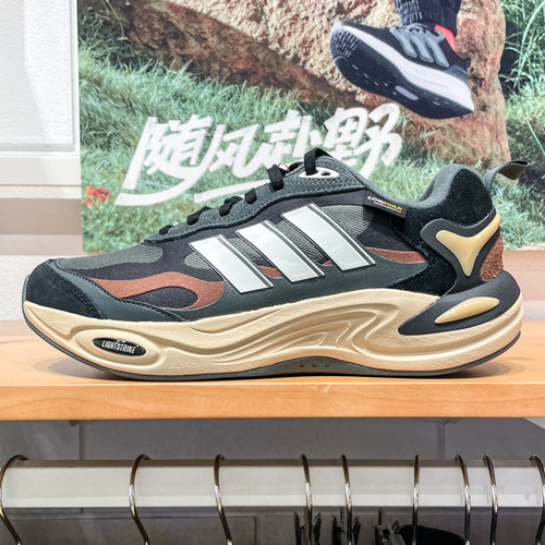 Adidas阿迪达斯女鞋2024冬新款防滑保暖运动缓震休闲跑步鞋IH0476