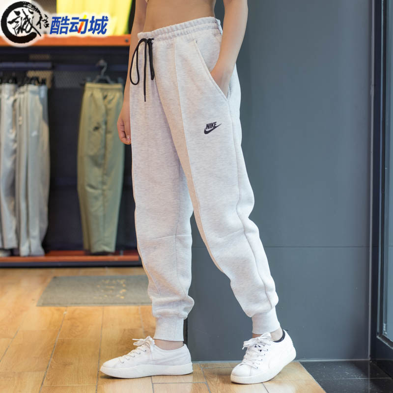 Nike耐克女裤2024秋休闲简约透气小脚跑步运动长裤FB8331-013-010