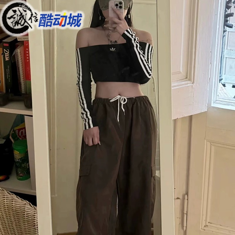 阿迪达斯三叶草辣妹短款一字肩