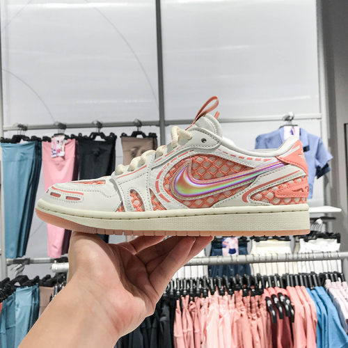 Nike耐克女子2025秋Air Jordan 1 Low经典耐磨篮球板鞋HQ2186-180