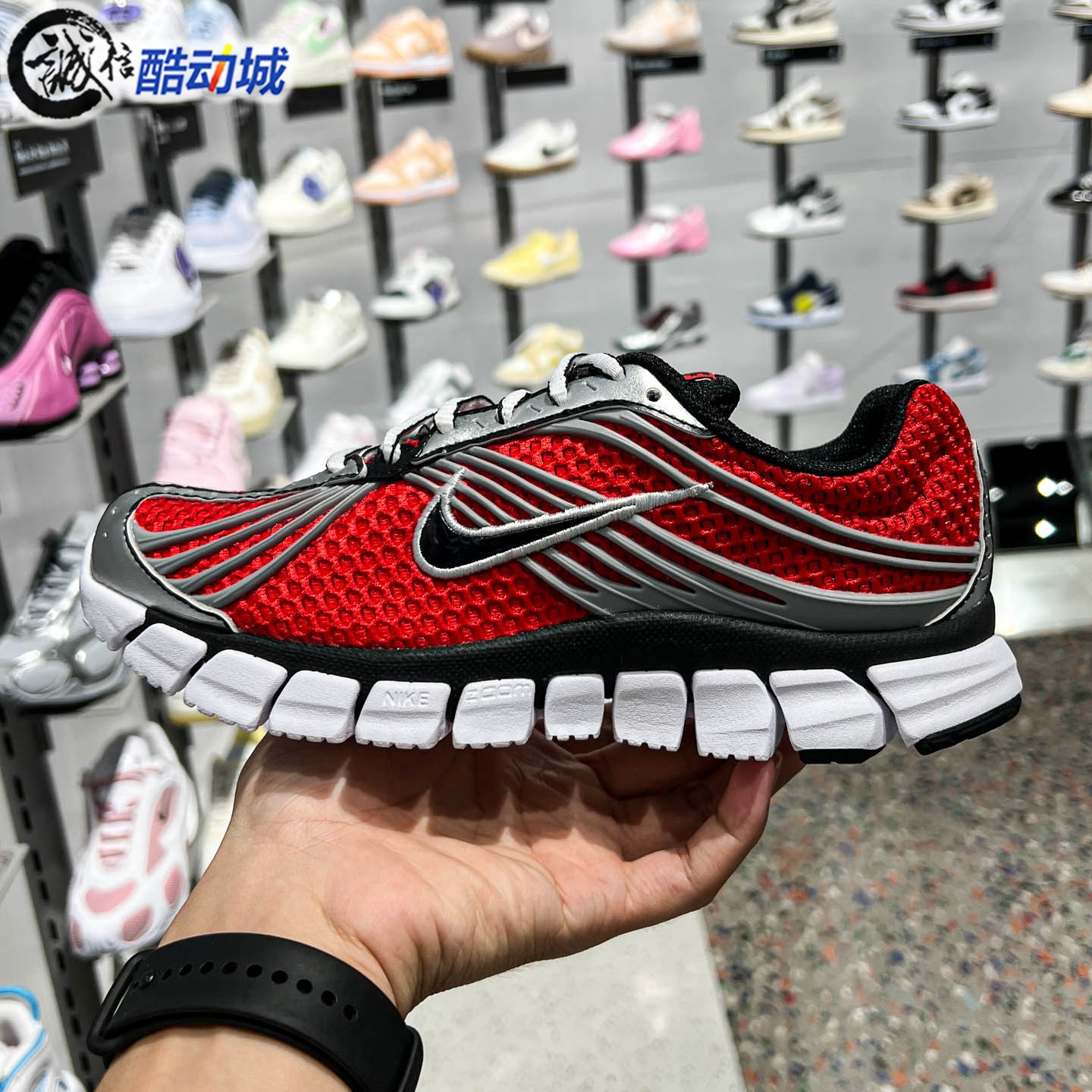 Nike耐克女子2026秋新款zoom skylon11缓震运动跑步鞋IU7360-600