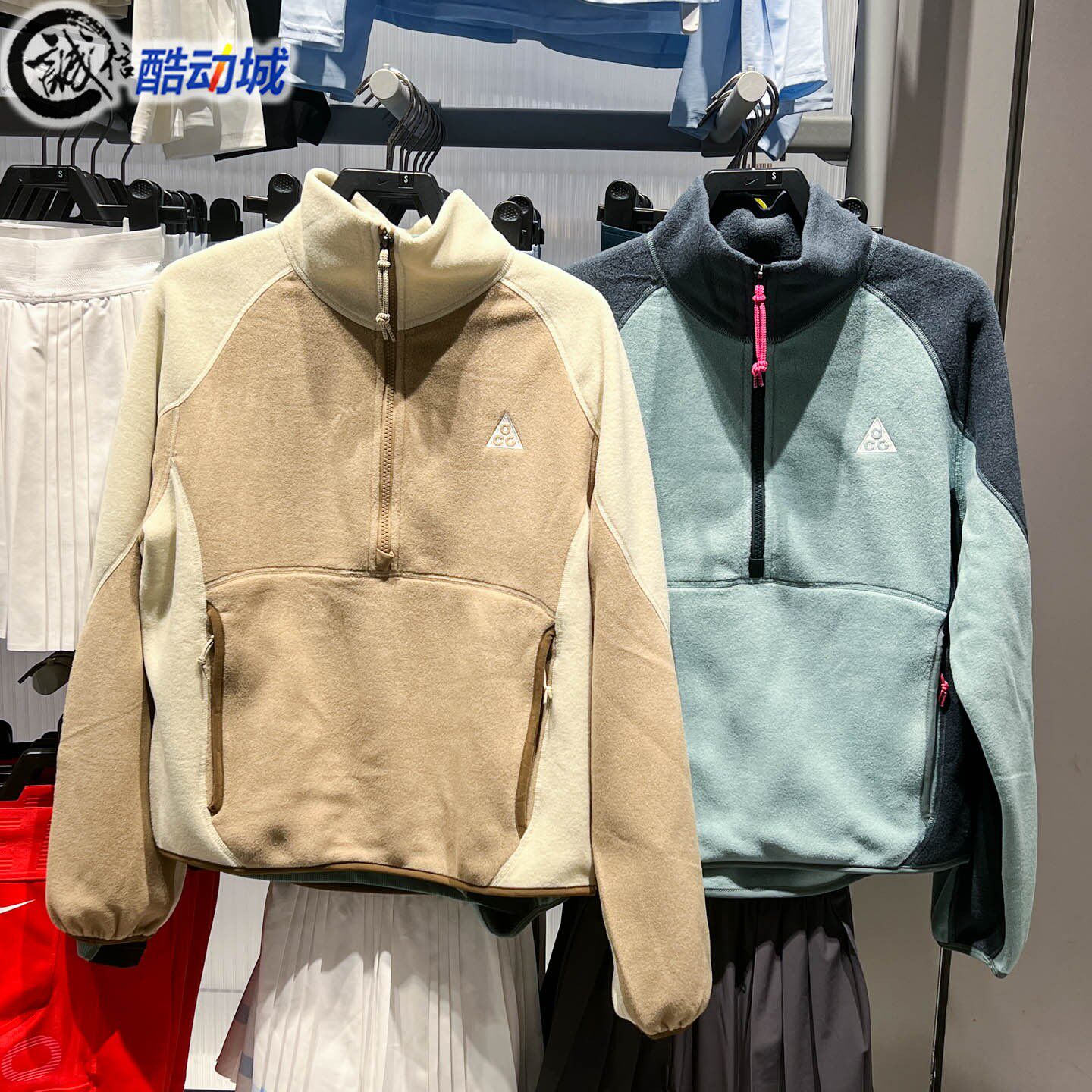 Nike耐克2025冬季新款女子半长拉链开襟摇粒绒上衣HJ0238-017-297