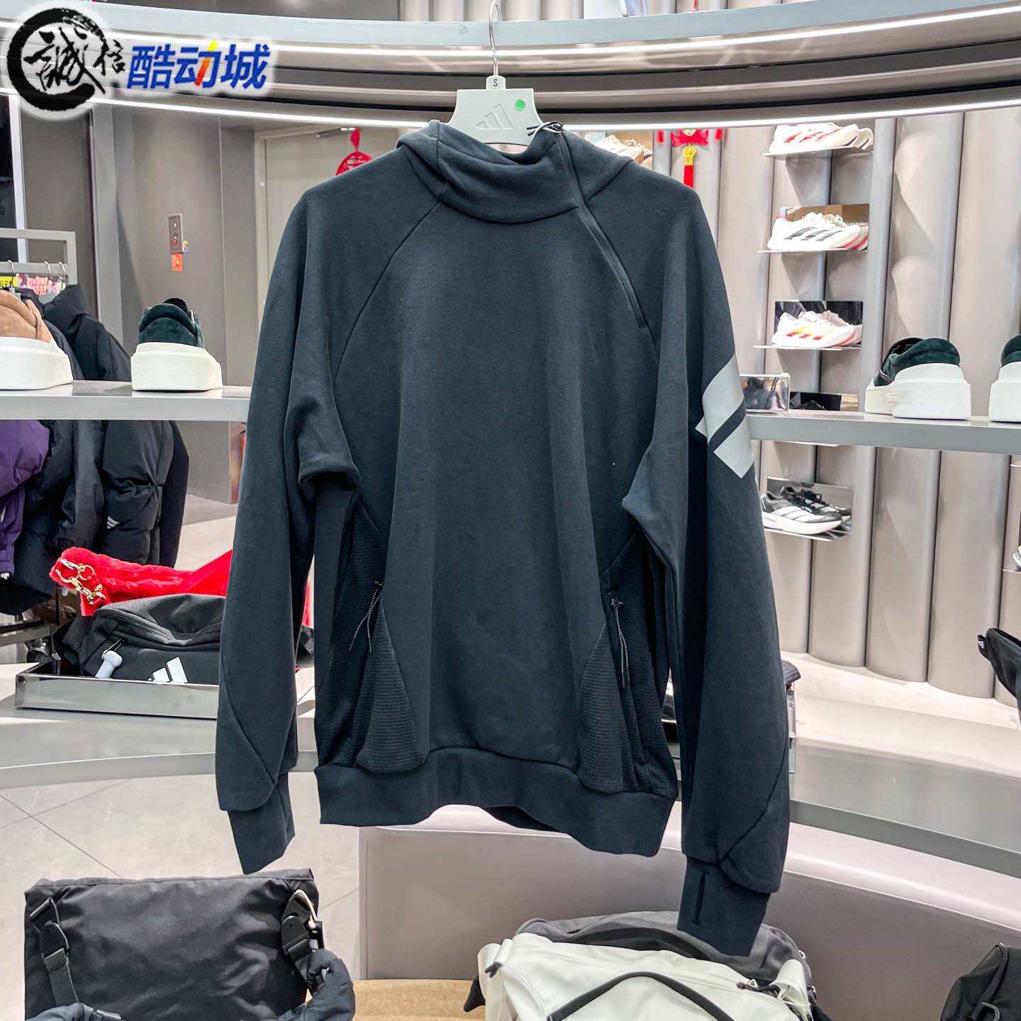 Adidas阿迪达斯男2026春季运动休闲连帽卫衣套头衫KH3017 KH3018