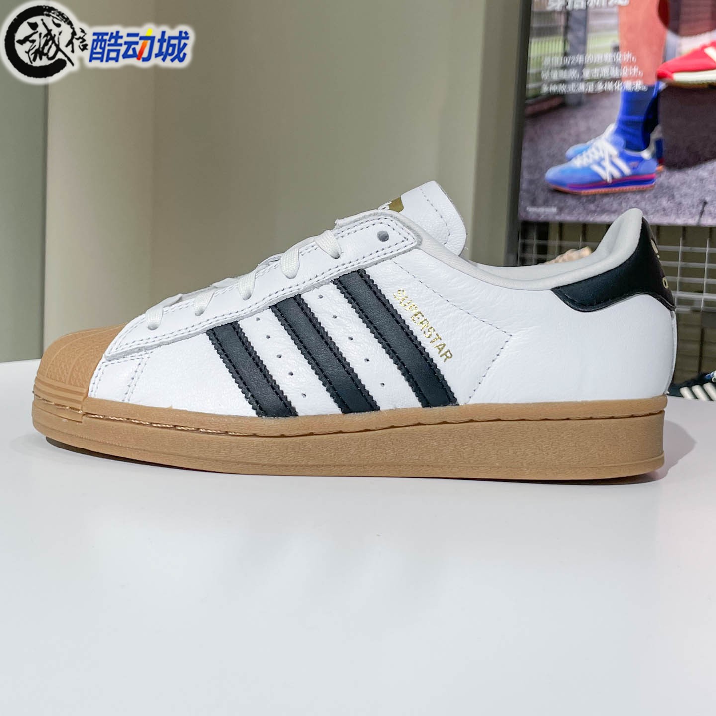 阿迪达斯三叶草男女同款2025冬季经典贝壳头运动板鞋小白鞋IE0669