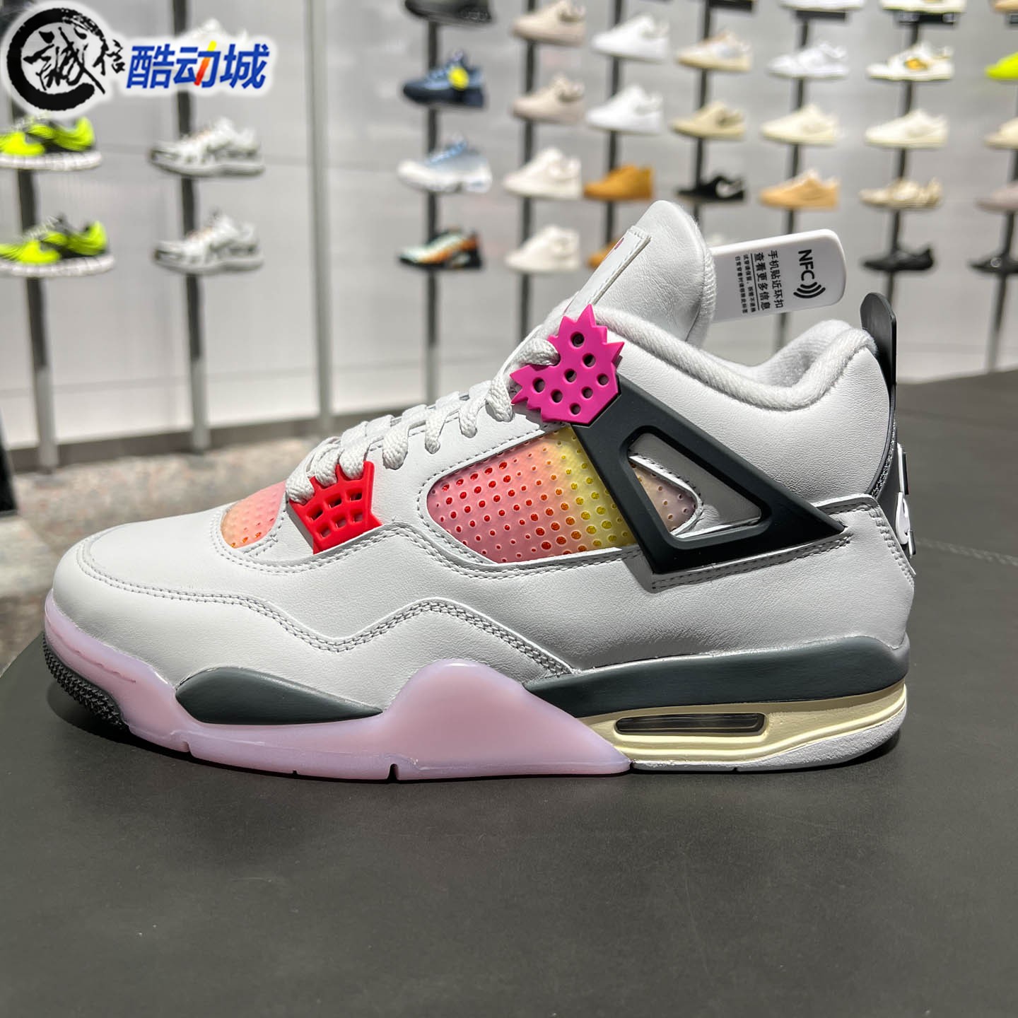 Nike耐克2026年秋季Air Jordan 4 Retro复刻男子运动鞋JA1135-100