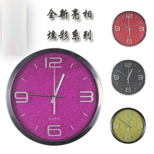 12寸創(chuàng)意靜音掛鐘客廳石英鐘臥室圓形時(shí)鐘掃秒太陽(yáng)機(jī)芯鐘表擺鐘