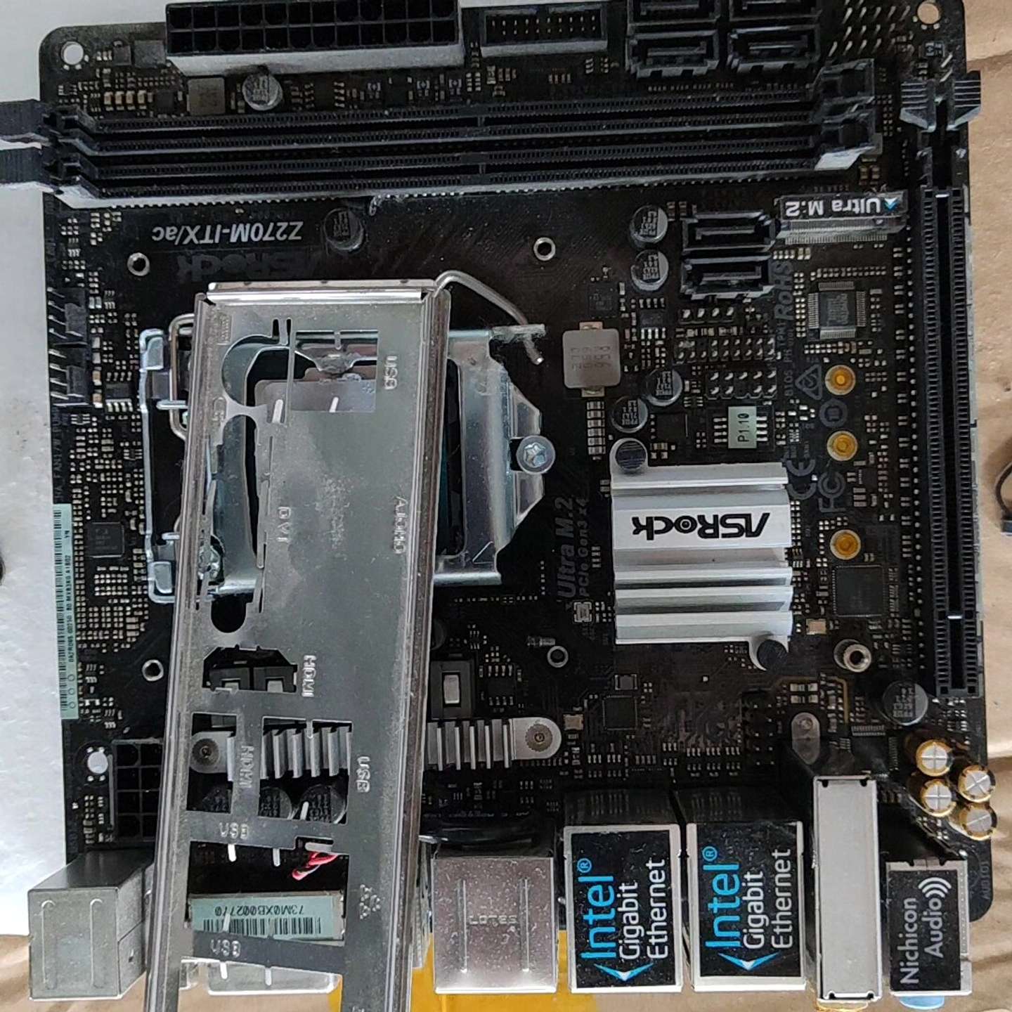 {议价}华擎Z270M-ITX/ac主板，带原装挡板，有多张。接口齐图片