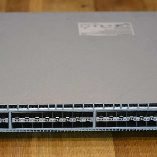 {议价}DCS-7150S-64 48万兆+4口40G