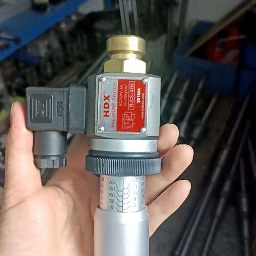{议价}全新台湾海德信液压压力继电器，实物拍摄，带包装2台
