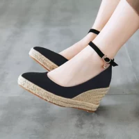 Mùa xuân 2019 mới giày gót nhọn nêm nữ ống hút nông miệng thấp giày thấp một từ khóa rhinestone nền tảng giày nữ - Giày cắt thấp giày nữ hàng hiệu
