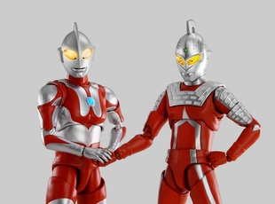 正版授权 光谱动漫 赛文奥特曼 关节可动 发光 玩具人偶模型 7寸