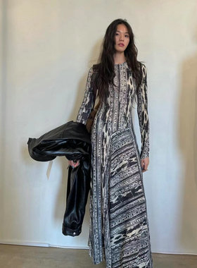 ENK定位印花设计师款连衣裙女爆款新款修身显瘦字母印花拼接长裙