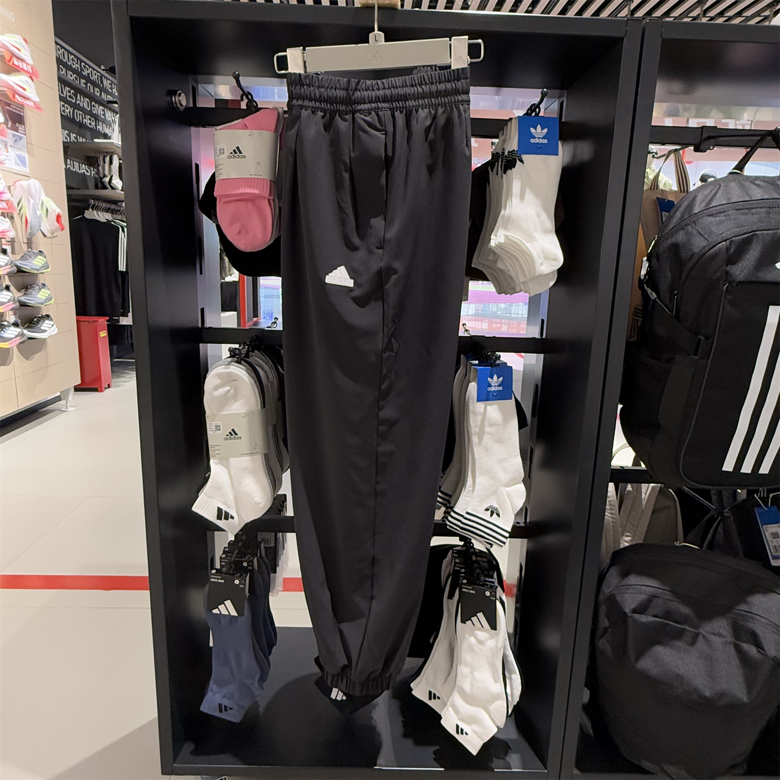 阿迪达斯女裤子束口长裤