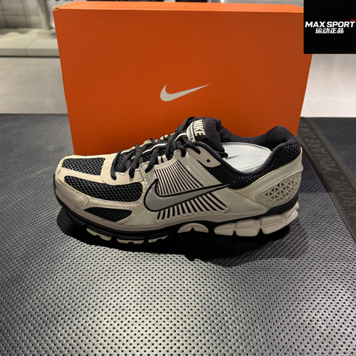 耐克男子运动鞋迈柔休闲老爹鞋