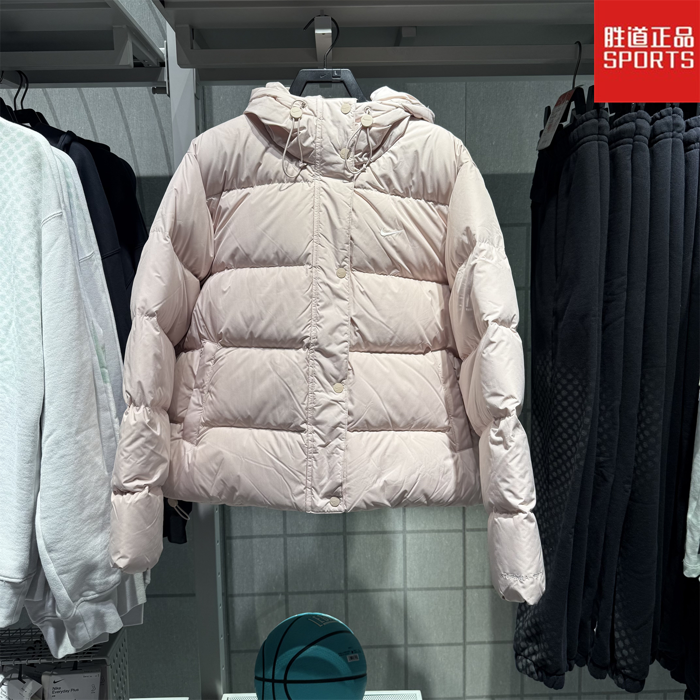 耐克女子连帽羽绒服外套