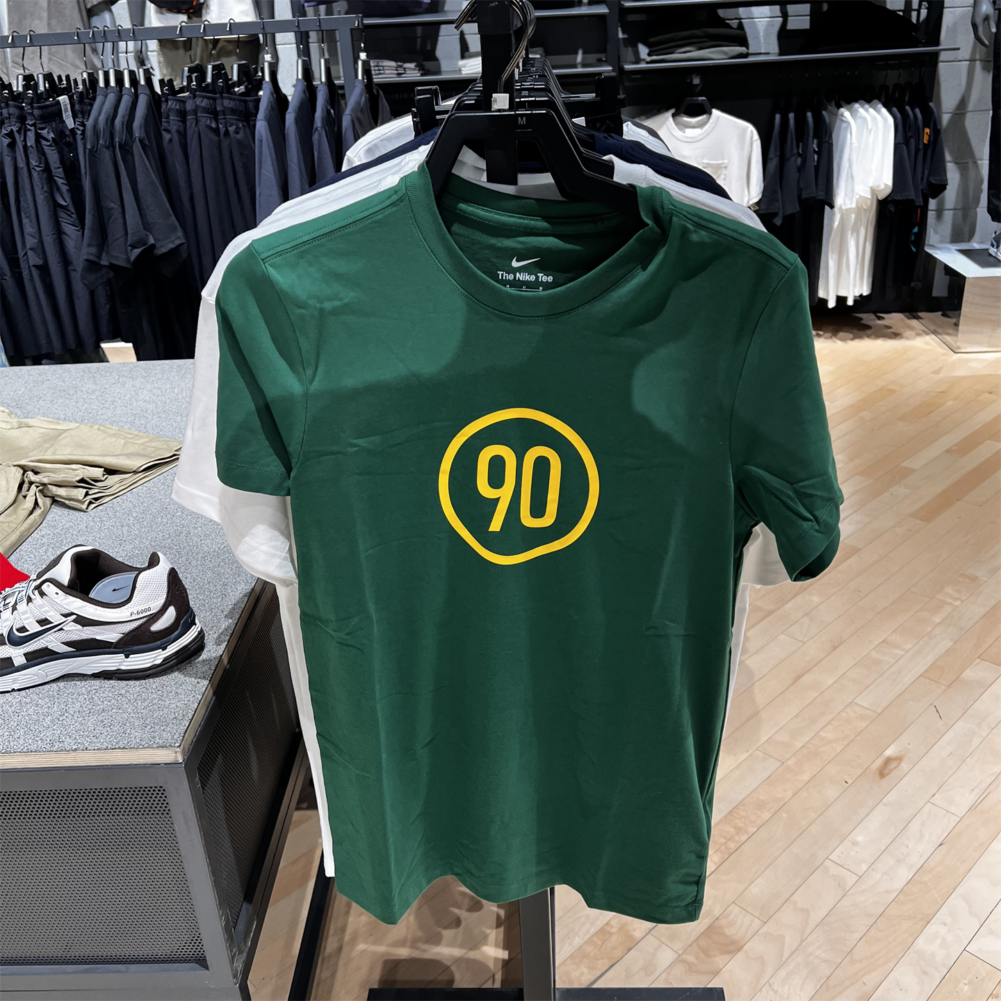 耐克男子运动短袖T恤衫