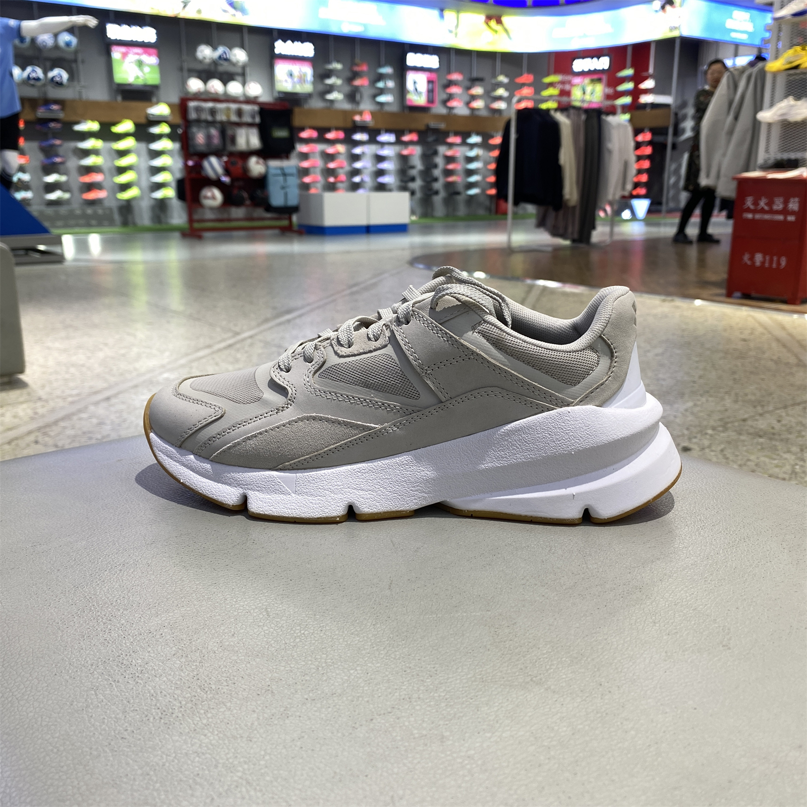 UA安德玛Forge96男女情侣休闲老爹鞋春百搭厚底运动旅游鞋3027718