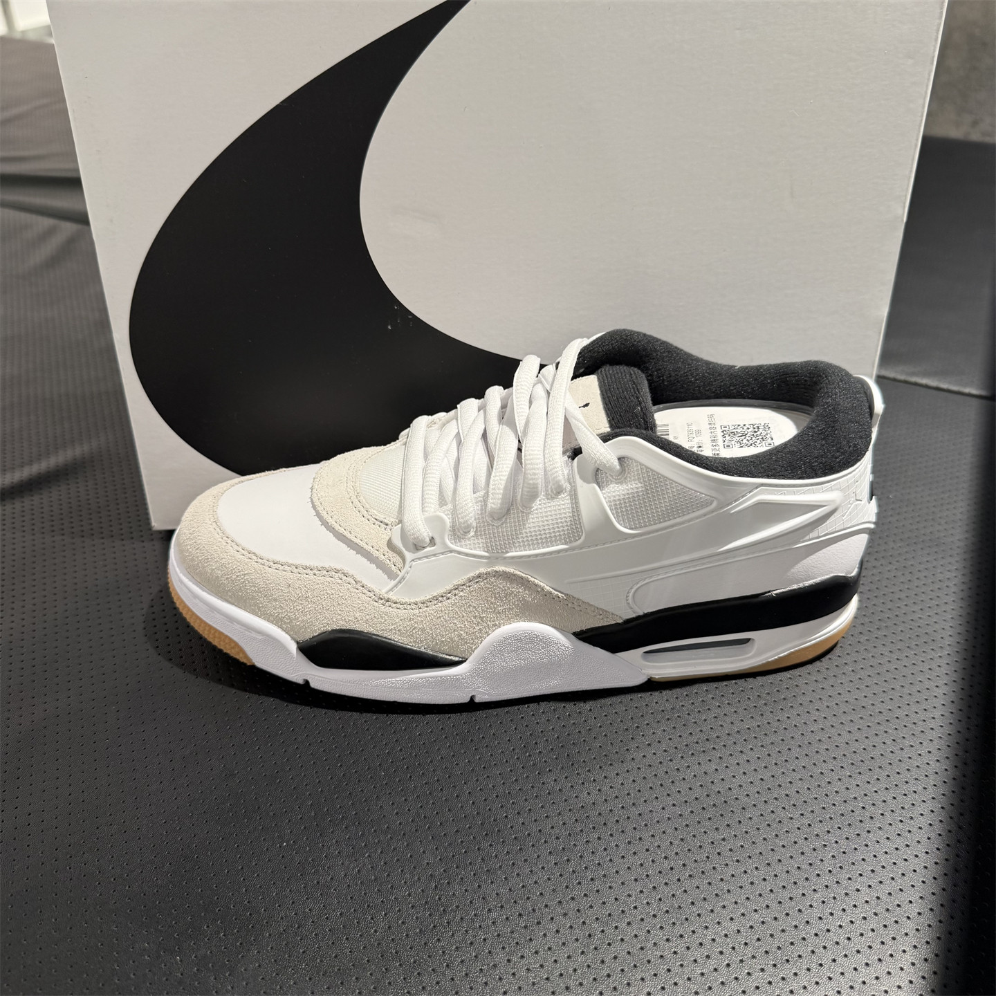 Nike耐克男子基础篮球鞋Jordan4RM骑士运动休闲滑板鞋 FQ7939-110