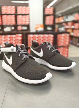 Nike/耐克女休闲运动跑步鞋