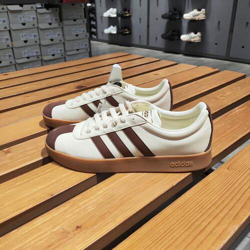 Adidas阿迪达斯男女同款低帮轻便百搭透气运动休闲板鞋ID6016