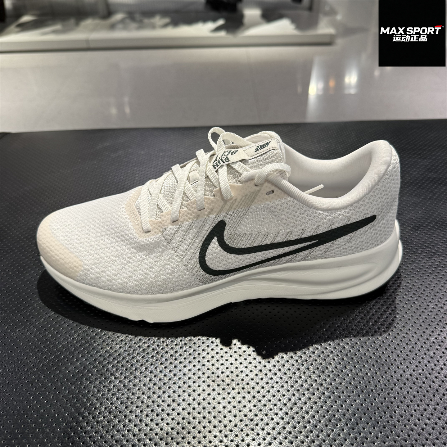 耐克男子公路跑步鞋运动休闲鞋