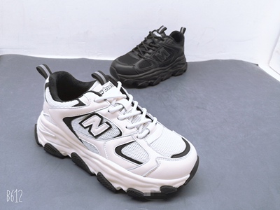 2025新款真皮女鞋加绒厚底老爹鞋N字超轻慢跑舒适百搭运动休闲鞋