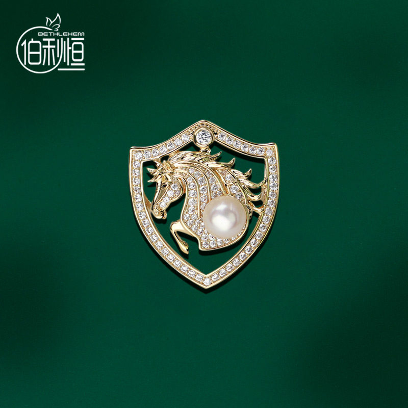 轻奢小众马头盾牌造型胸针镶钻精致男女同款动物生肖别针防走光,饰品/流行首饰/时尚饰品新,胸针,淘宝优惠券,粉丝福利购,淘宝优惠卷