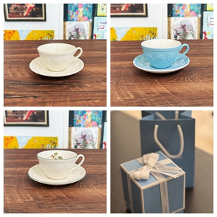 新年礼物 礼盒装 婚礼礼物Wedgwood欢愉假日2杯2碟茶杯碟咖啡杯碟