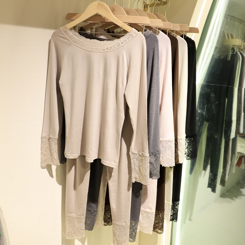 2025秋冬软糯山茶油保湿润肤蕾丝大圆领拼接修身显瘦打底保暖套装