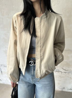 小阿秋雾面感短款棒球服外套女小个子韩系休闲运动夹克上衣春新款