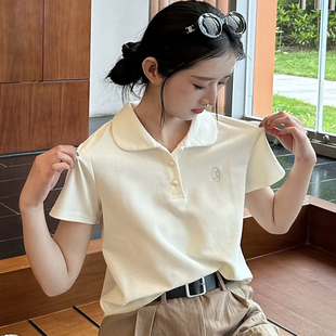 阿秋 米白色polo衫小刺绣短袖T恤女2026夏季简约显瘦正肩短款上衣