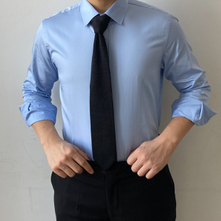 清仓库存KIESSU淡蓝修身商务正装百搭打底衬衫长袖小方领白领工装