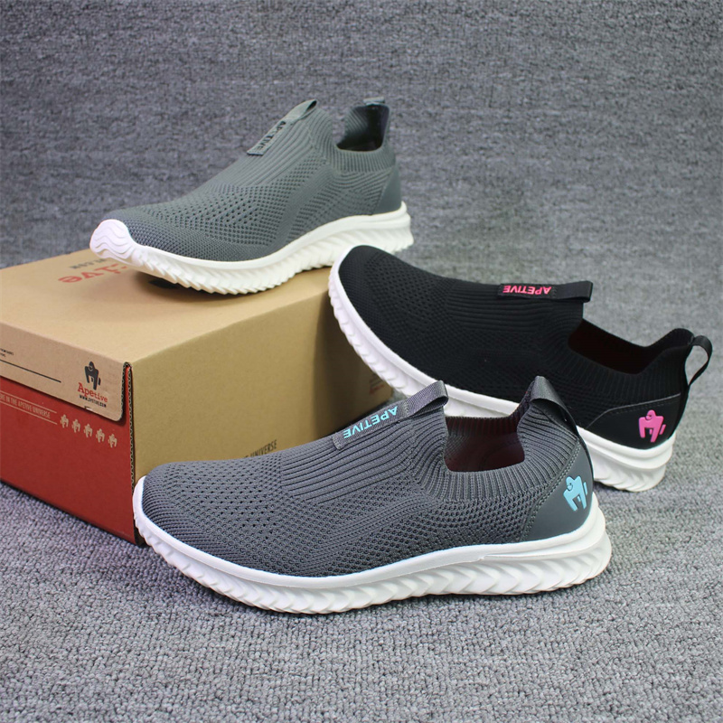 捡漏好货夏季轻便软底男女跑步鞋