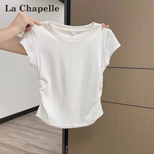 拉夏贝尔白色正肩短袖T恤女夏季2026新款圆领小飞袖抽褶收腰上衣