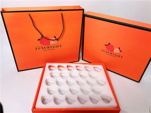 草莓包装盒新款圣诞红水果纸盒红颜抖音网红2斤装5斤装礼盒快递盒